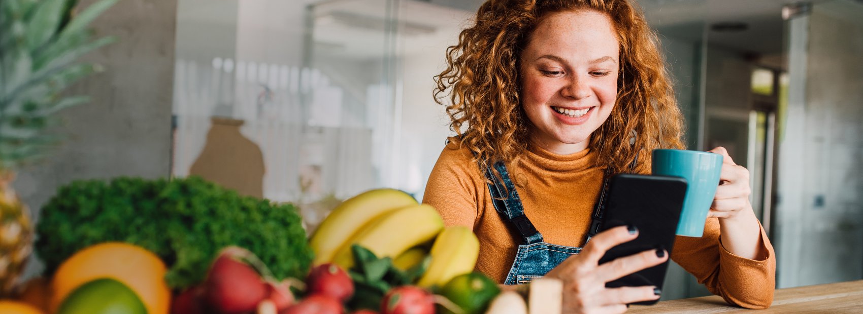 fruiton liefert mittwochs den zweiten Obstkorb ins Büro